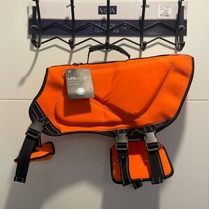 NWT XL Dog Life Jacket